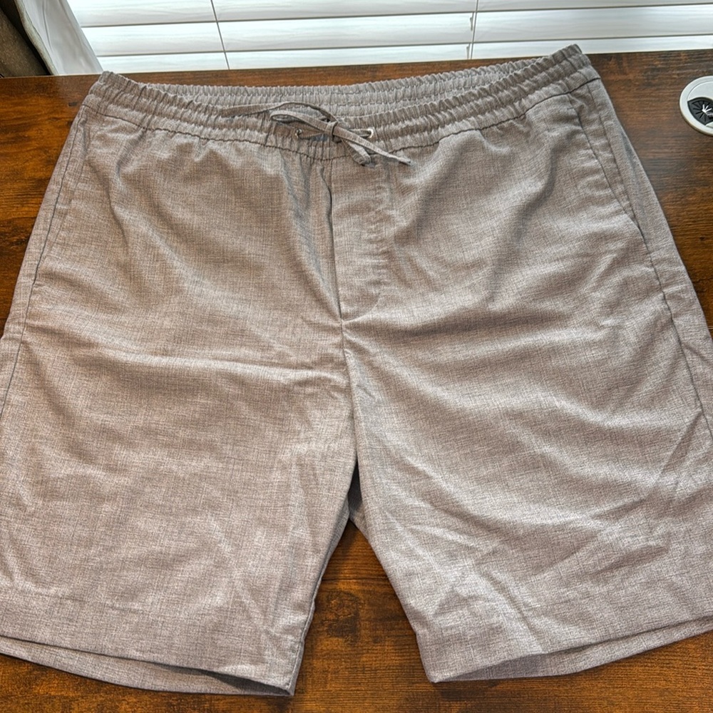 H&M Regular Fit Shorts Grey Drawstring Size XL